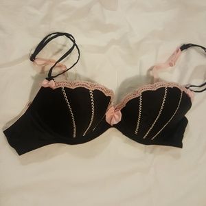 Sexy Little things Victoria's Secret bra
